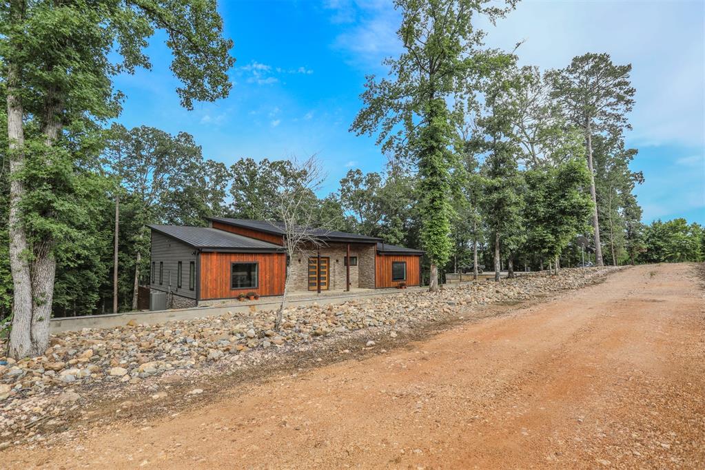 467 Crosscut Saw Road Property Photo 3