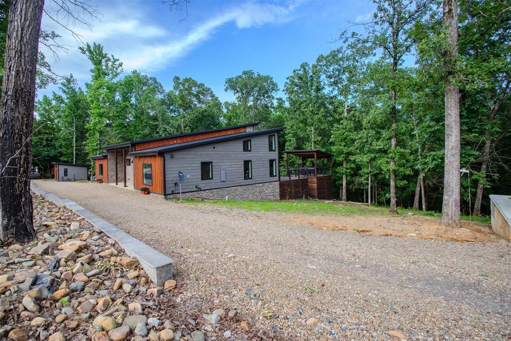 467 Crosscut Saw Road Property Photo 4