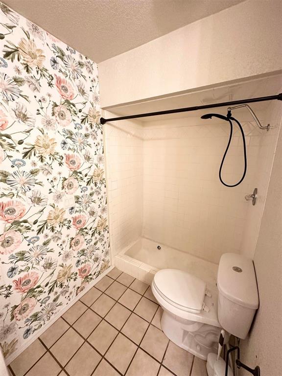420 E 2nd Street Property Photo 18