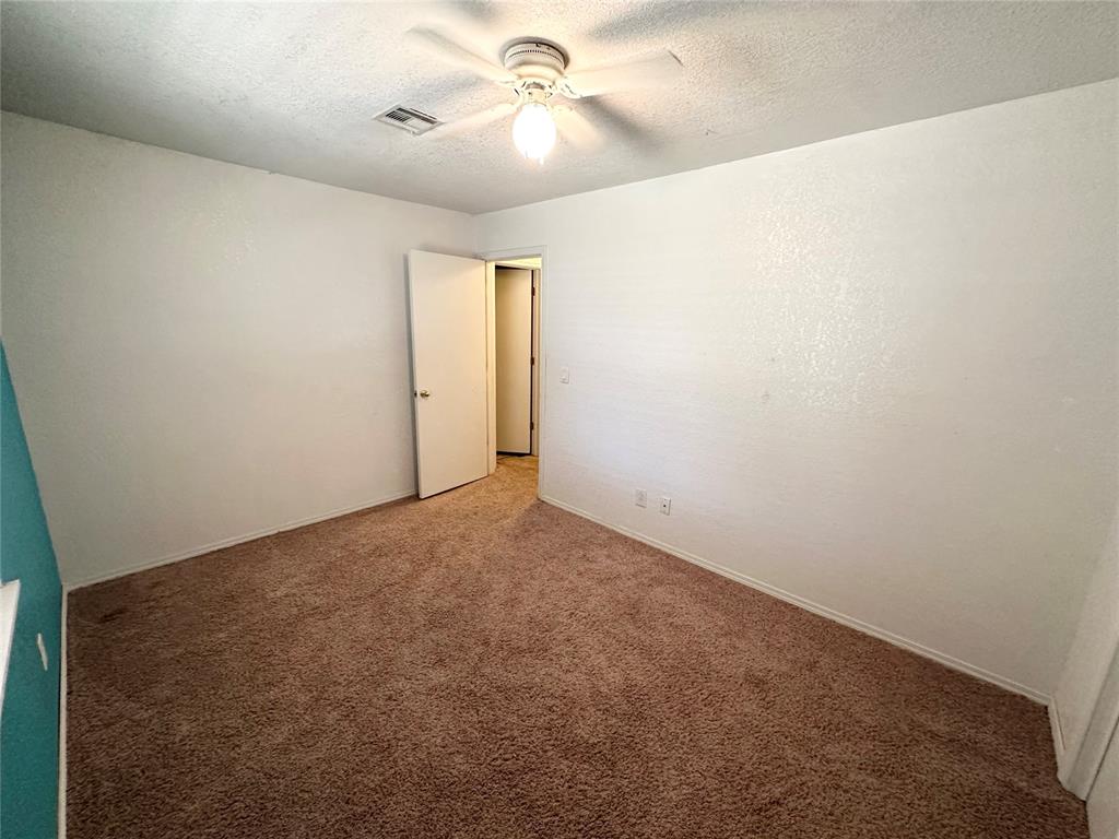 420 E 2nd Street Property Photo 25