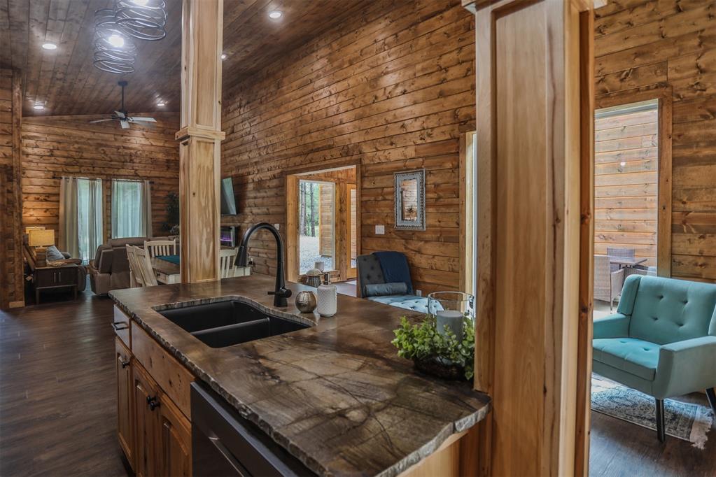 19 Southern Alder Trail Property Photo 12