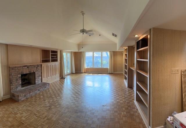 10 E Franklin Street Property Photo 6