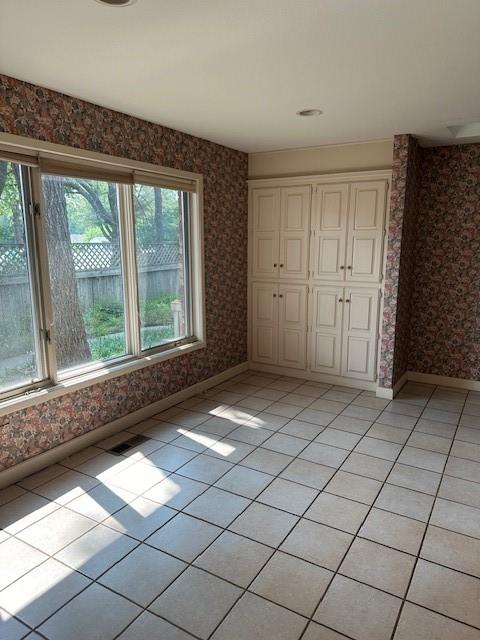 10 E Franklin Street Property Photo 12