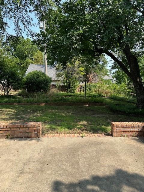 10 E Franklin Street Property Photo 41