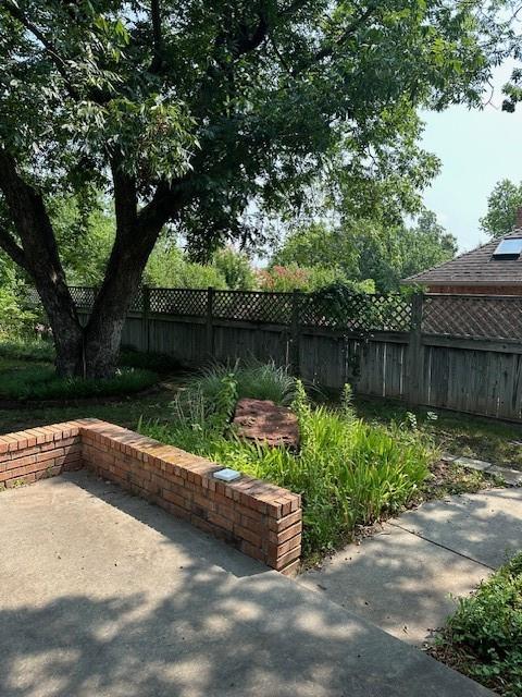 10 E Franklin Street Property Photo 42