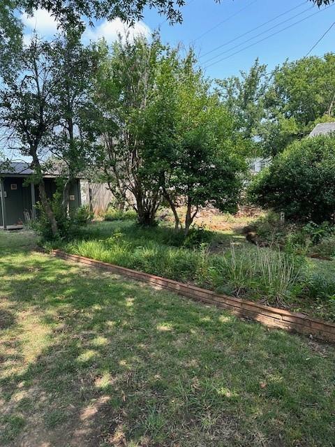 10 E Franklin Street Property Photo 43