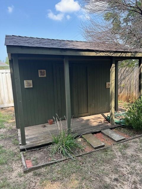 10 E Franklin Street Property Photo 44