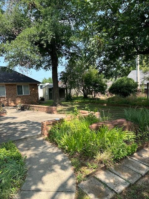 10 E Franklin Street Property Photo 50