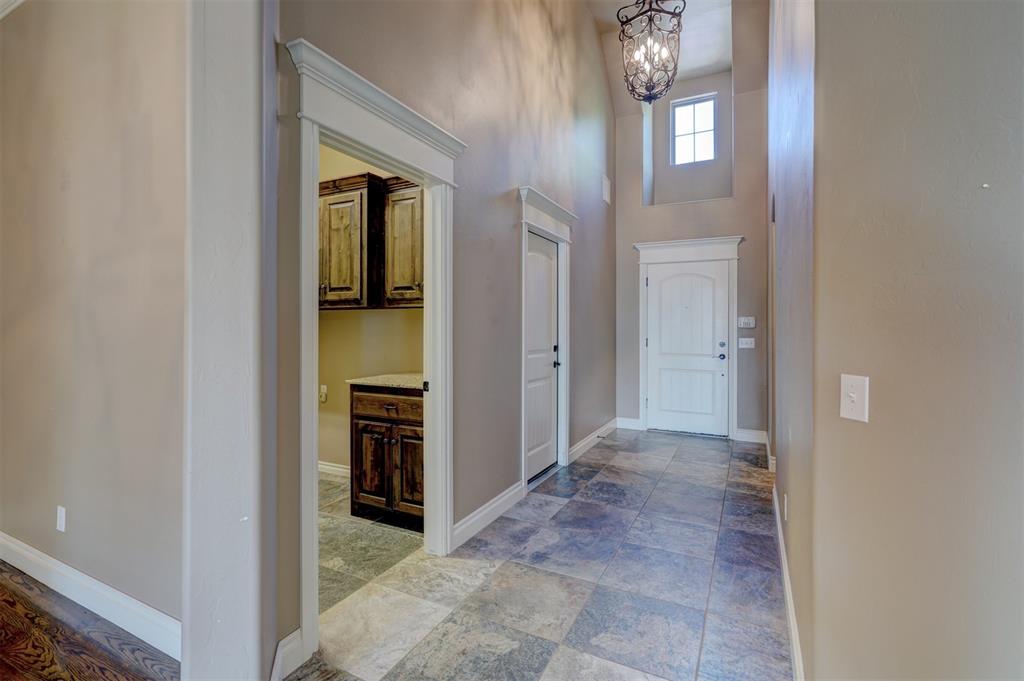 17809 Griffin Gate Drive Property Photo 6