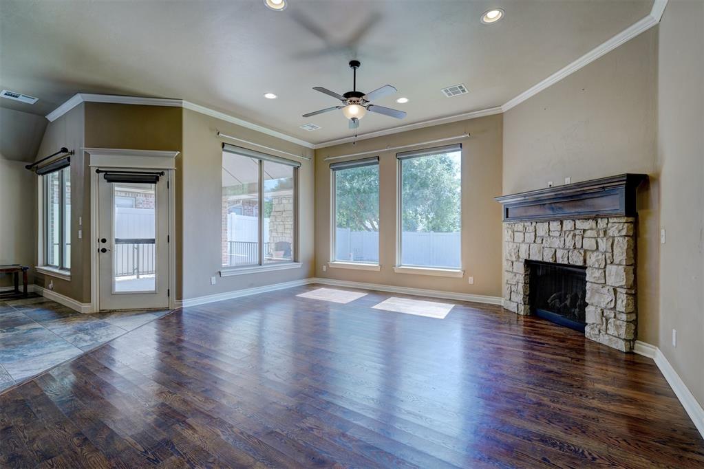 17809 Griffin Gate Drive Property Photo 8