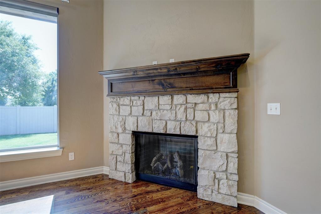 17809 Griffin Gate Drive Property Photo 11