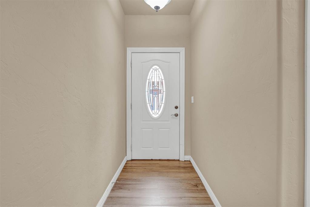 2175 Houston Street Property Photo 4