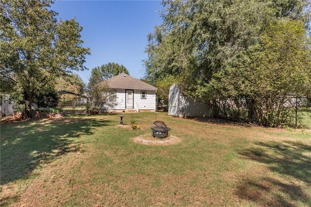 9904 Se 43rd Street Property Photo 15