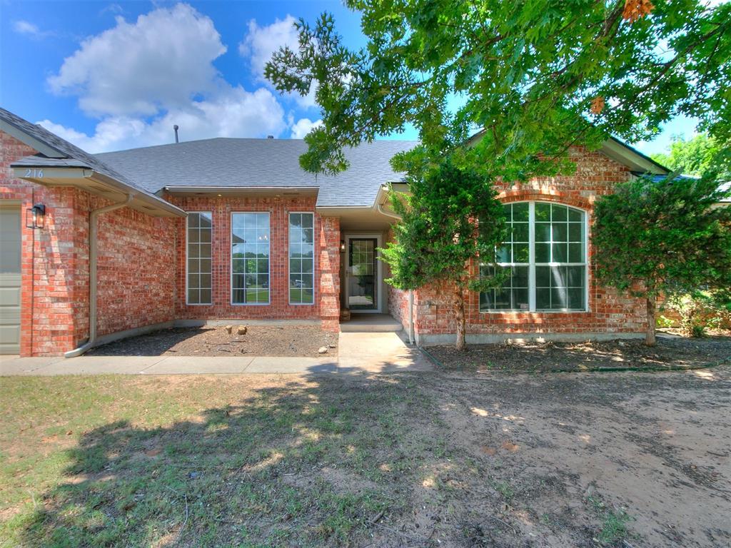 216 Gallant Way Property Photo 3