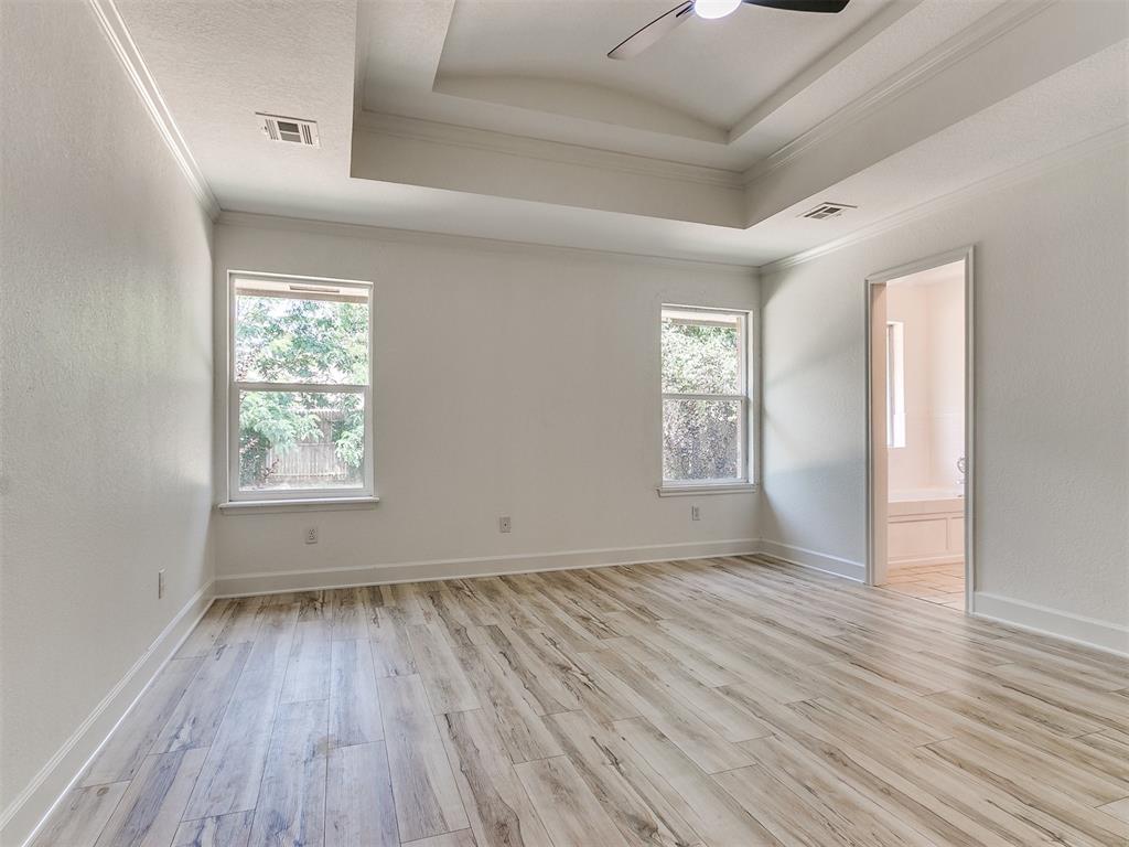216 Gallant Way Property Photo 8