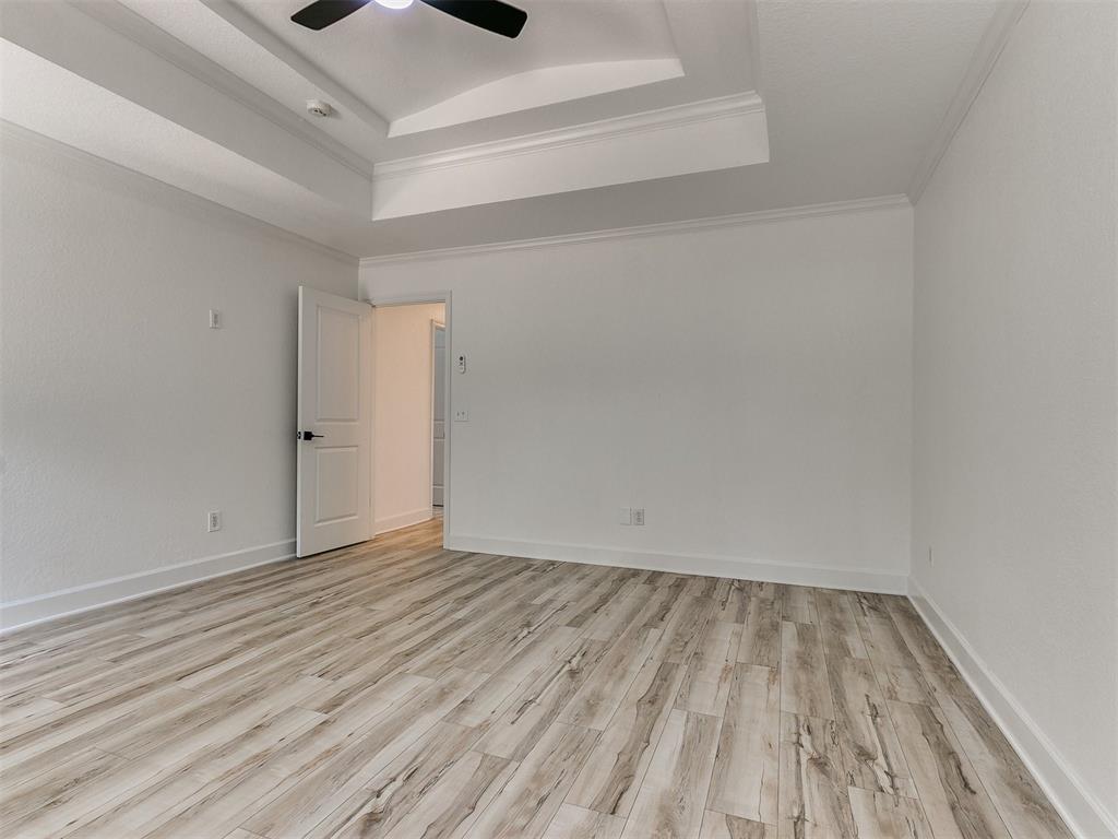 216 Gallant Way Property Photo 9