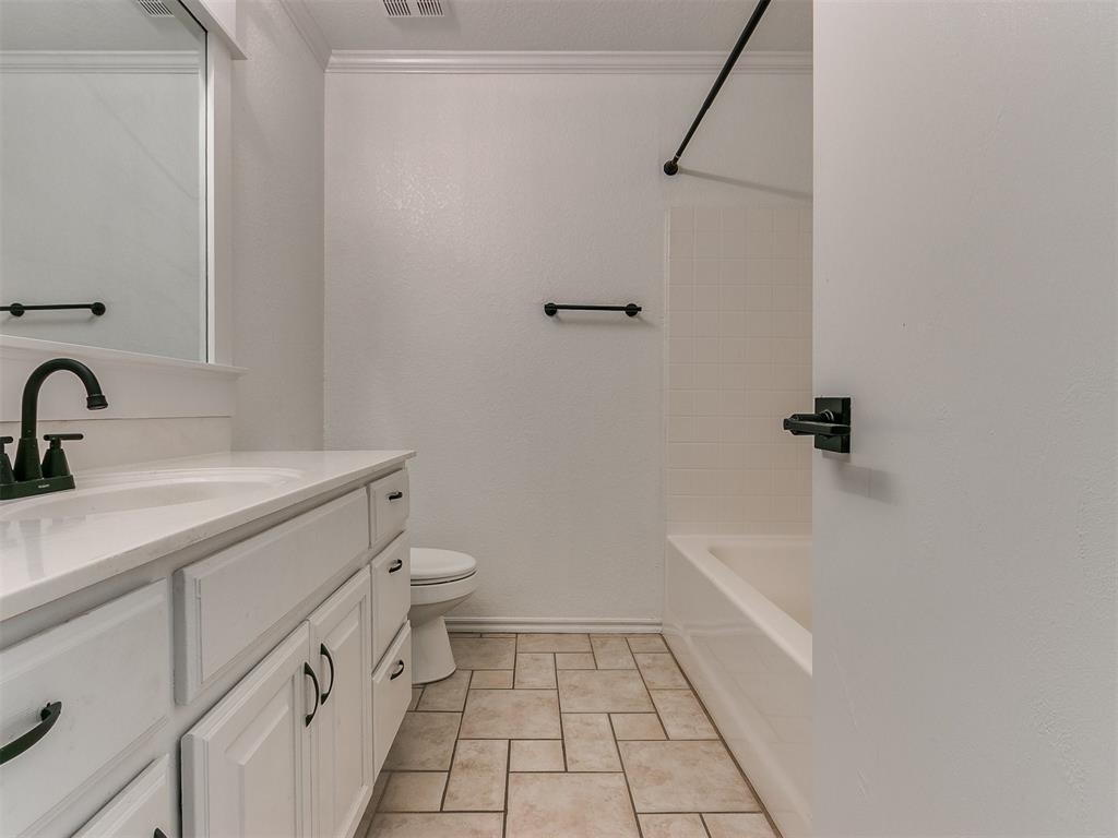 216 Gallant Way Property Photo 15