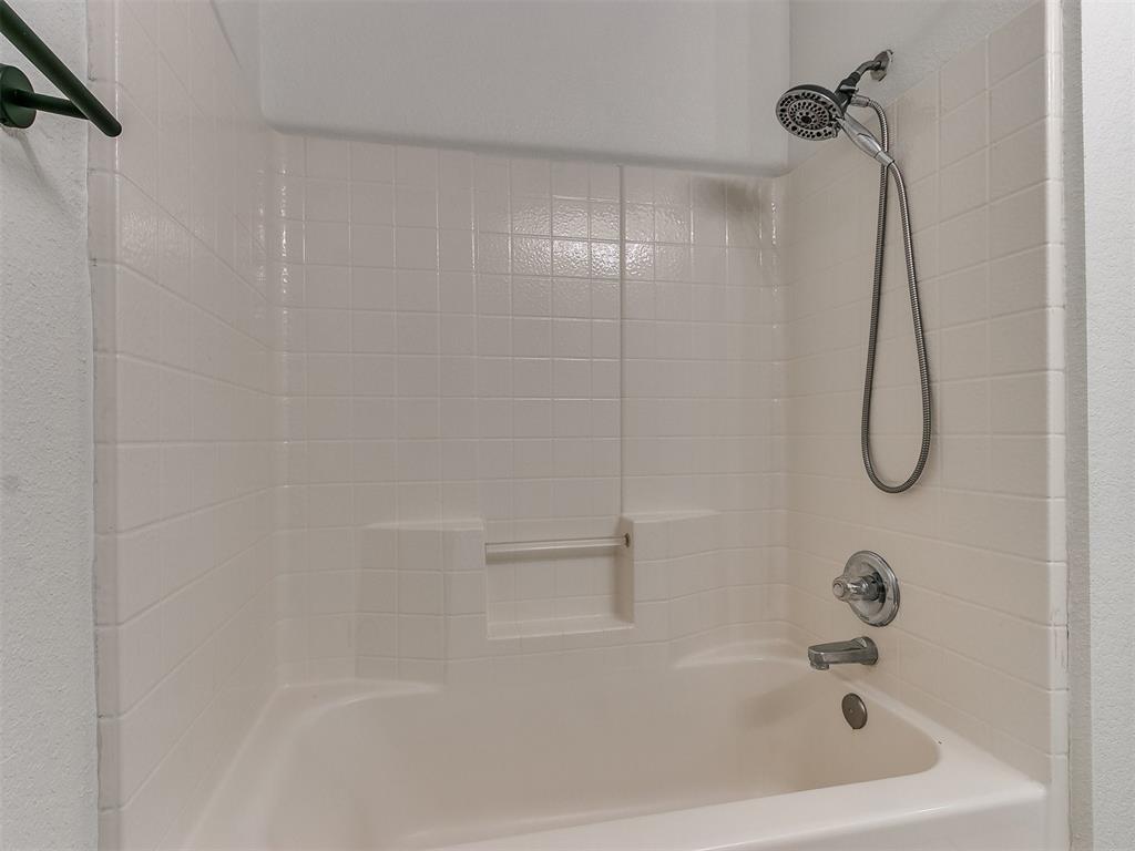 216 Gallant Way Property Photo 16