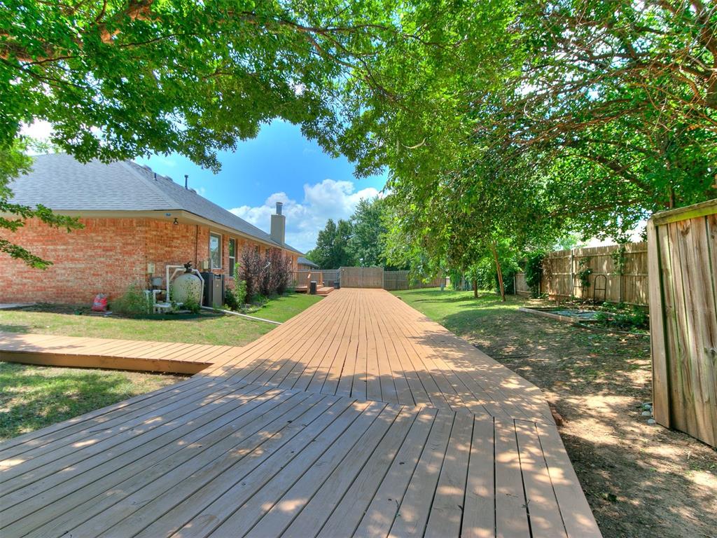 216 Gallant Way Property Photo 21