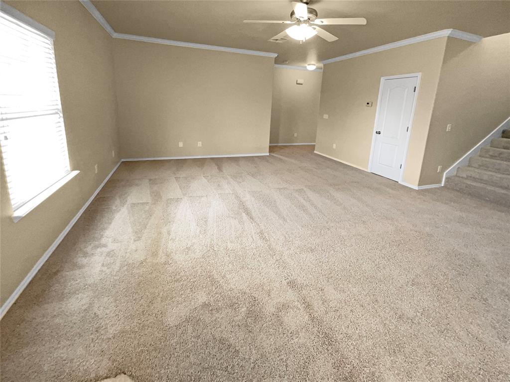 9605 Ella Lane Property Photo 12