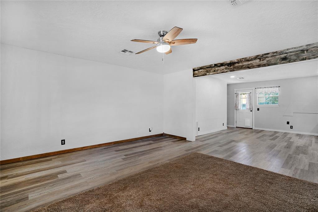 904 S Ohio Property Photo 12