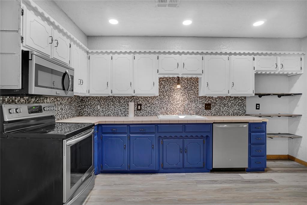 904 S Ohio Property Photo 14
