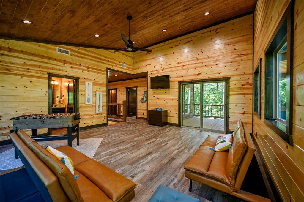 135 Triton Trail Property Photo 35