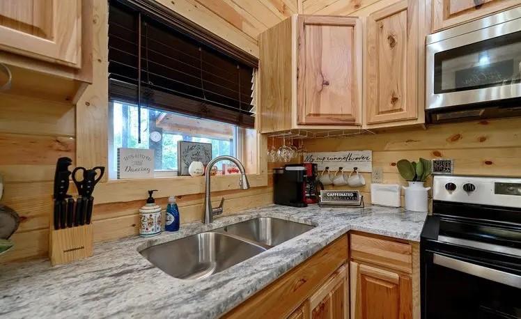 238 E Eagle Mountain Trail Property Photo 12