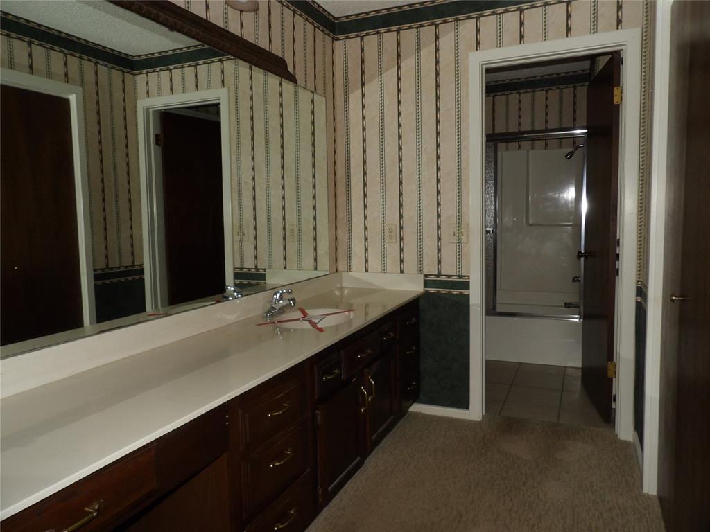 12019 Hawthorne Lane Property Photo 16