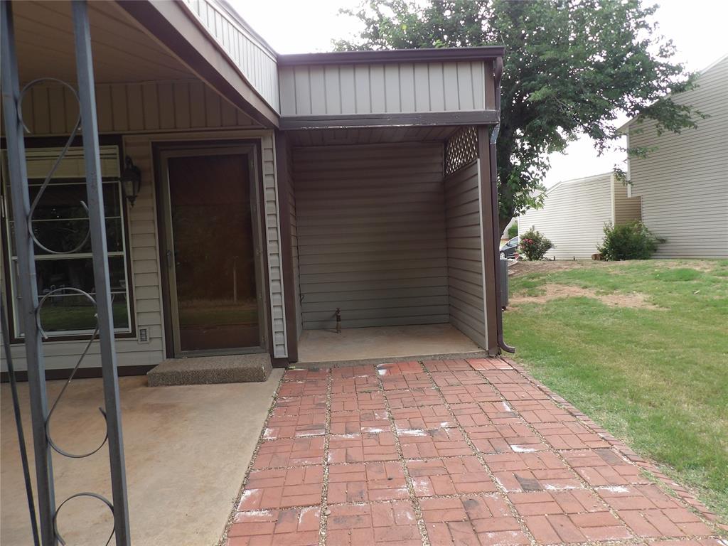 12019 Hawthorne Lane Property Photo 18