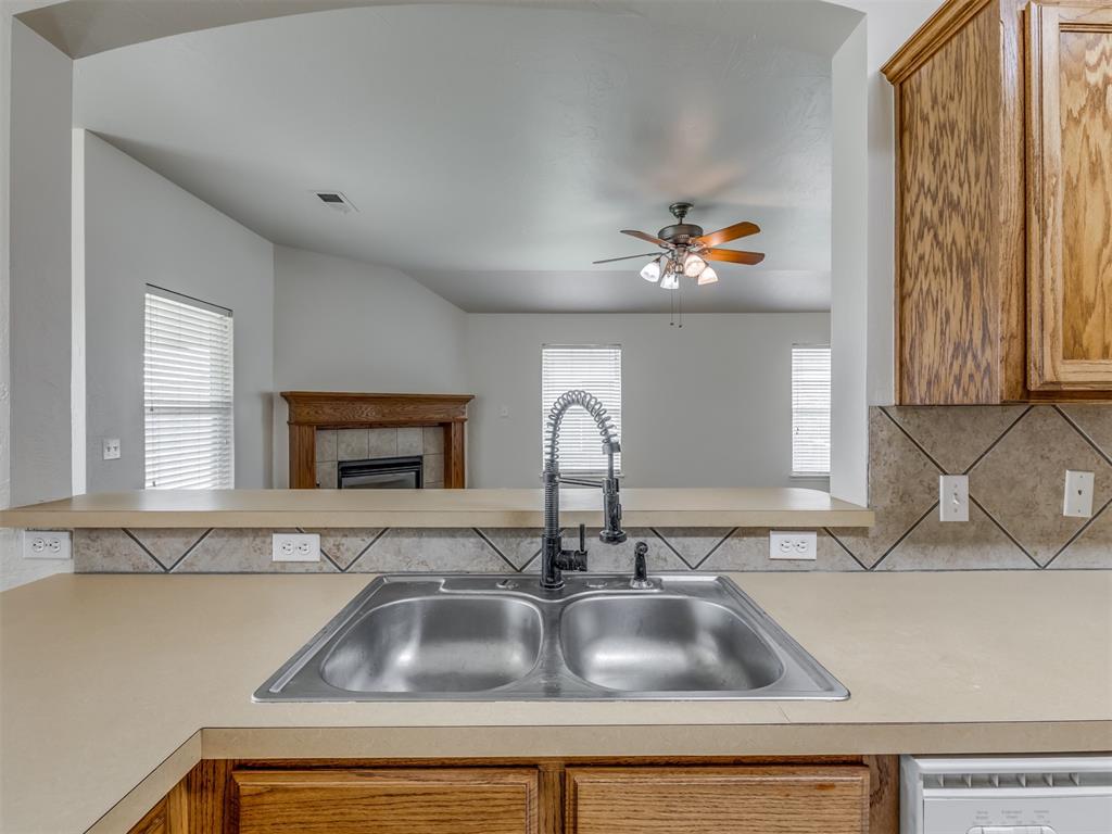 802 E Elder Street Property Photo 19