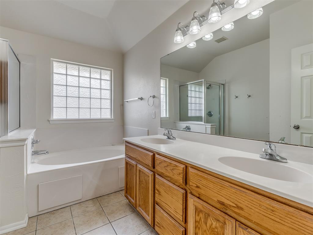 802 E Elder Street Property Photo 25