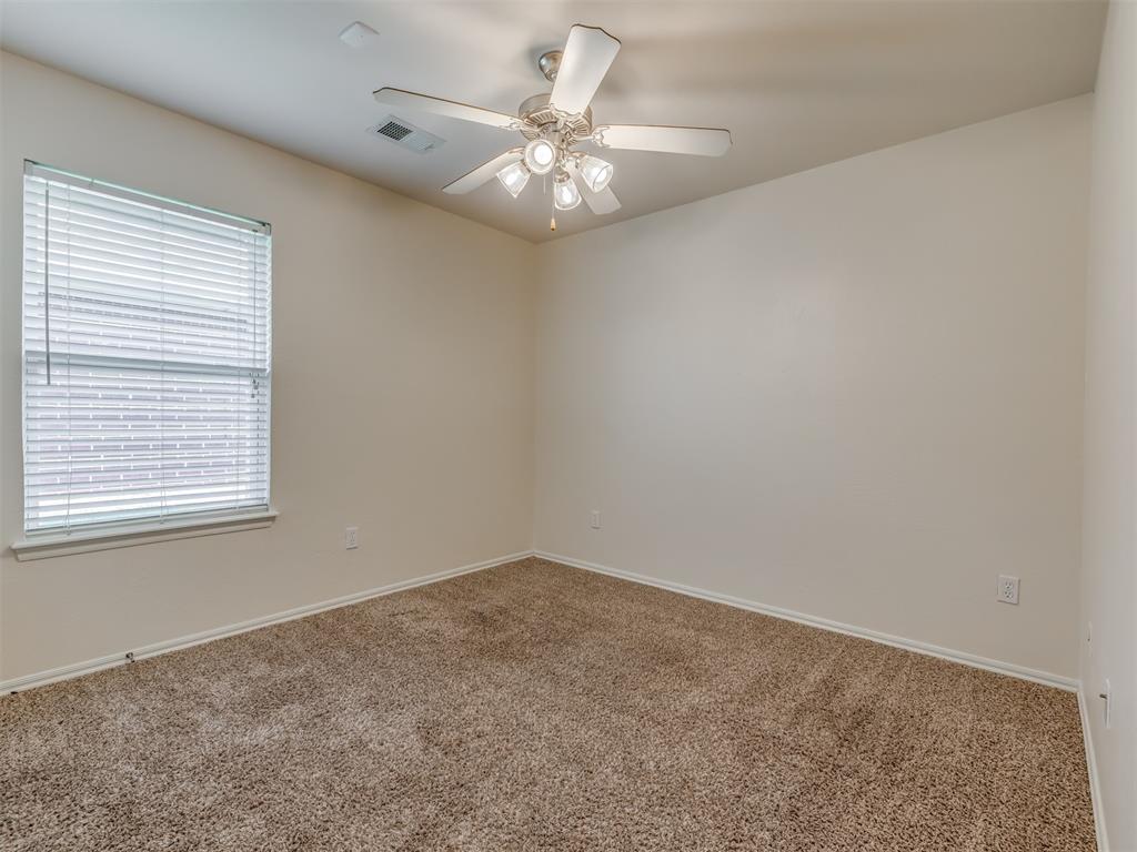 802 E Elder Street Property Photo 32