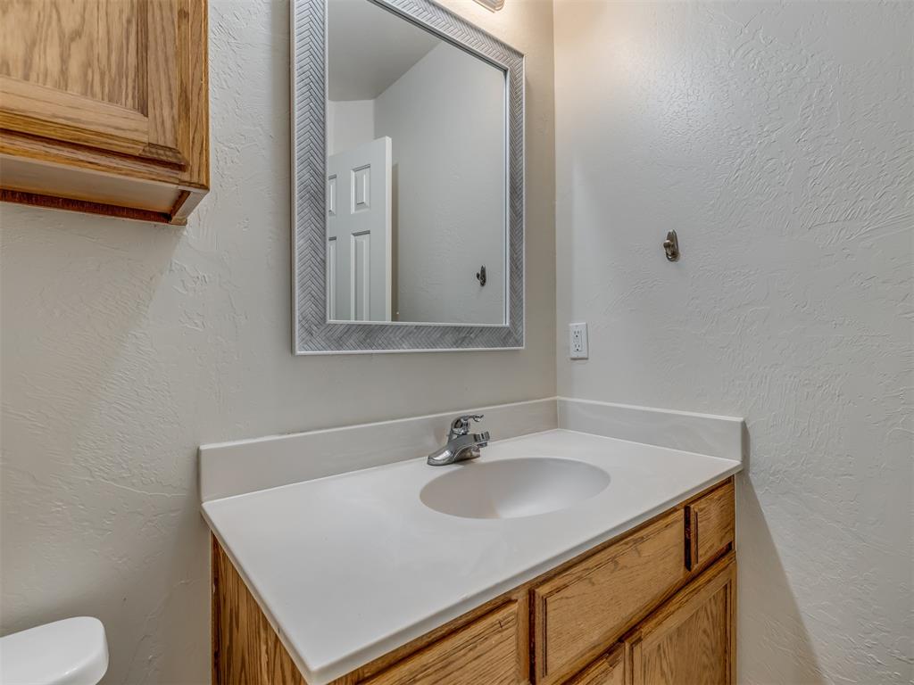 802 E Elder Street Property Photo 35