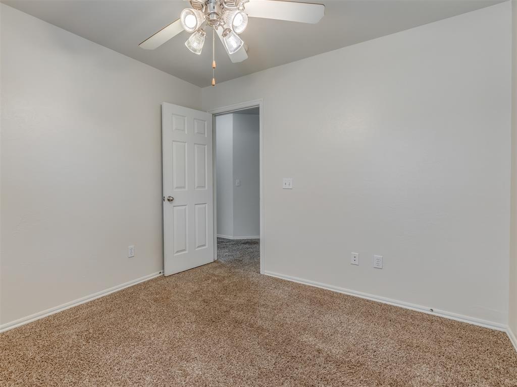 802 E Elder Street Property Photo 38
