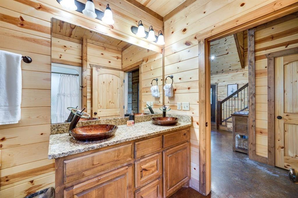 523 Sugar Pine Loop Property Photo 9