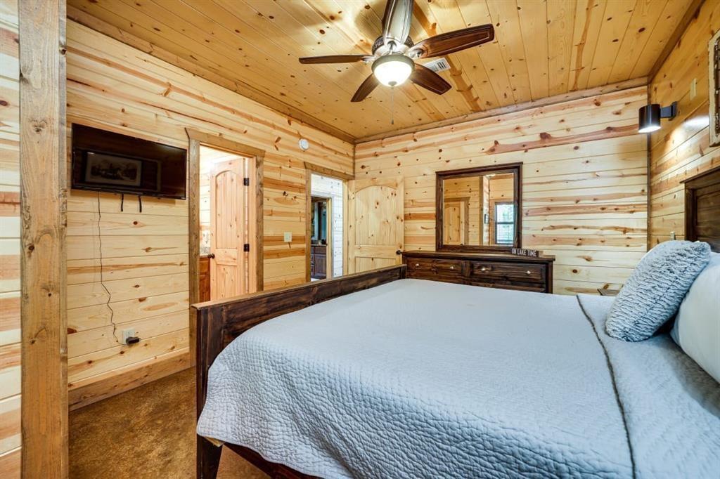 523 Sugar Pine Loop Property Photo 10