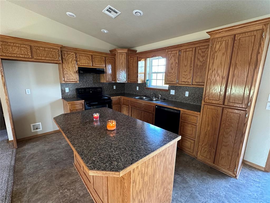 106998 S 18 Highway Property Photo 6
