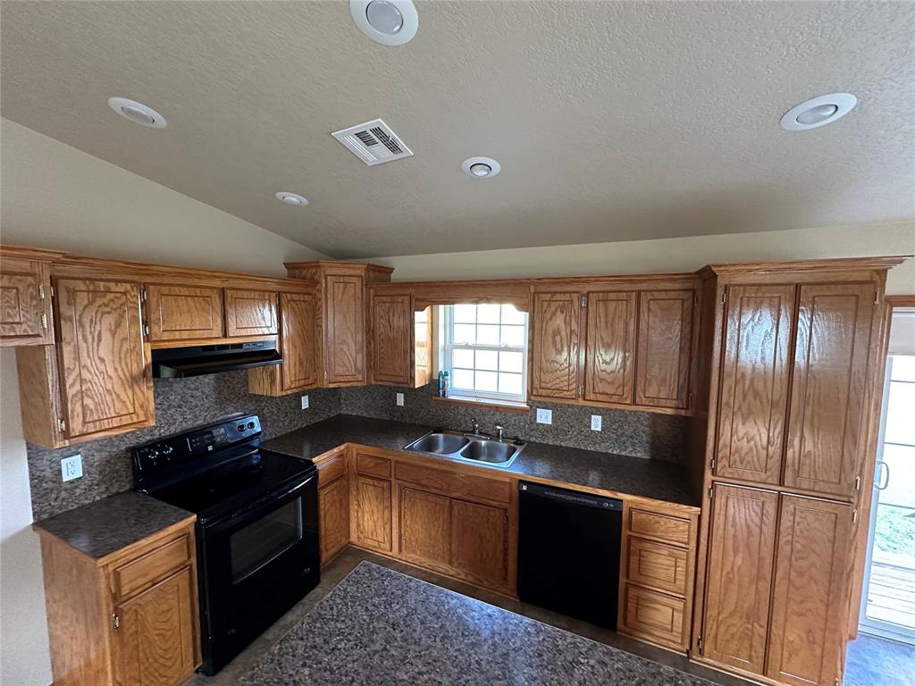 106998 S 18 Highway Property Photo 7