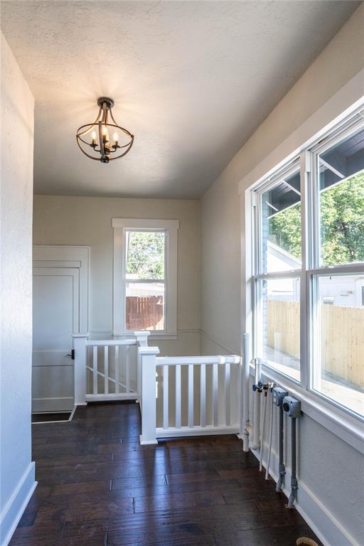 512 N College Street Property Photo 15