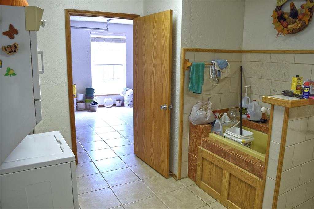 283623 E 1670 Road Property Photo 44