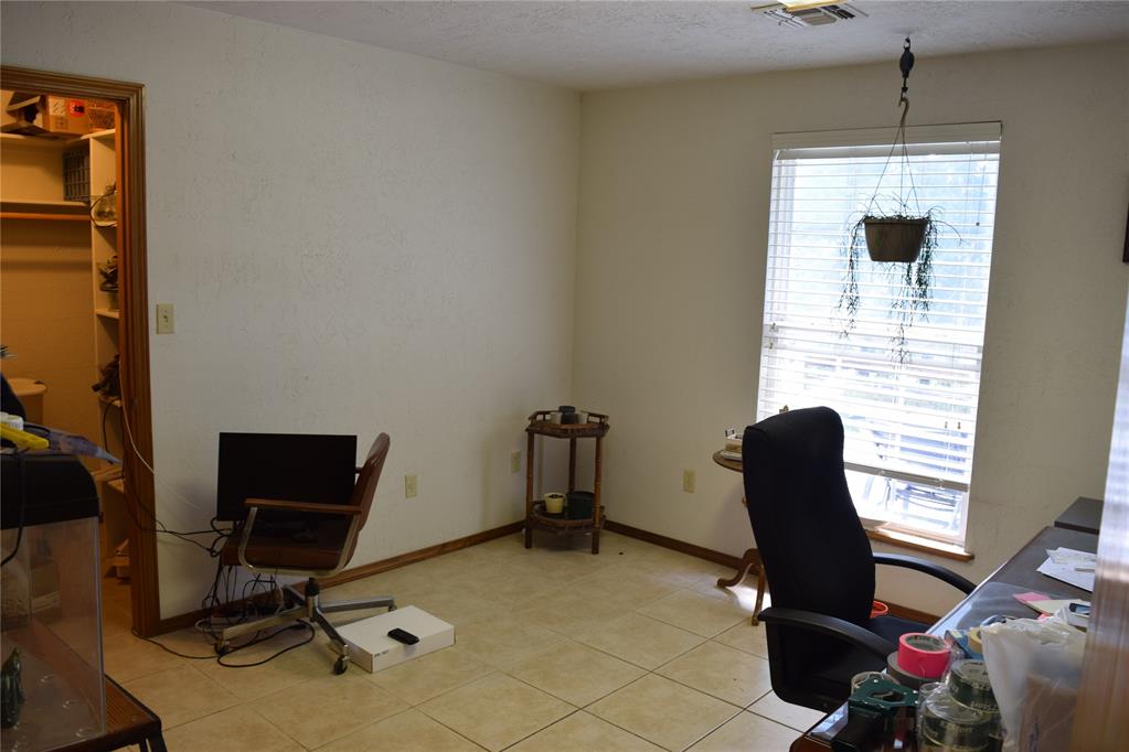 283623 E 1670 Road Property Photo 46