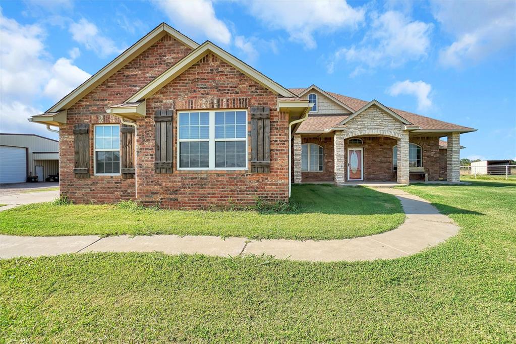 21321 E 1290 Road Property Photo 2