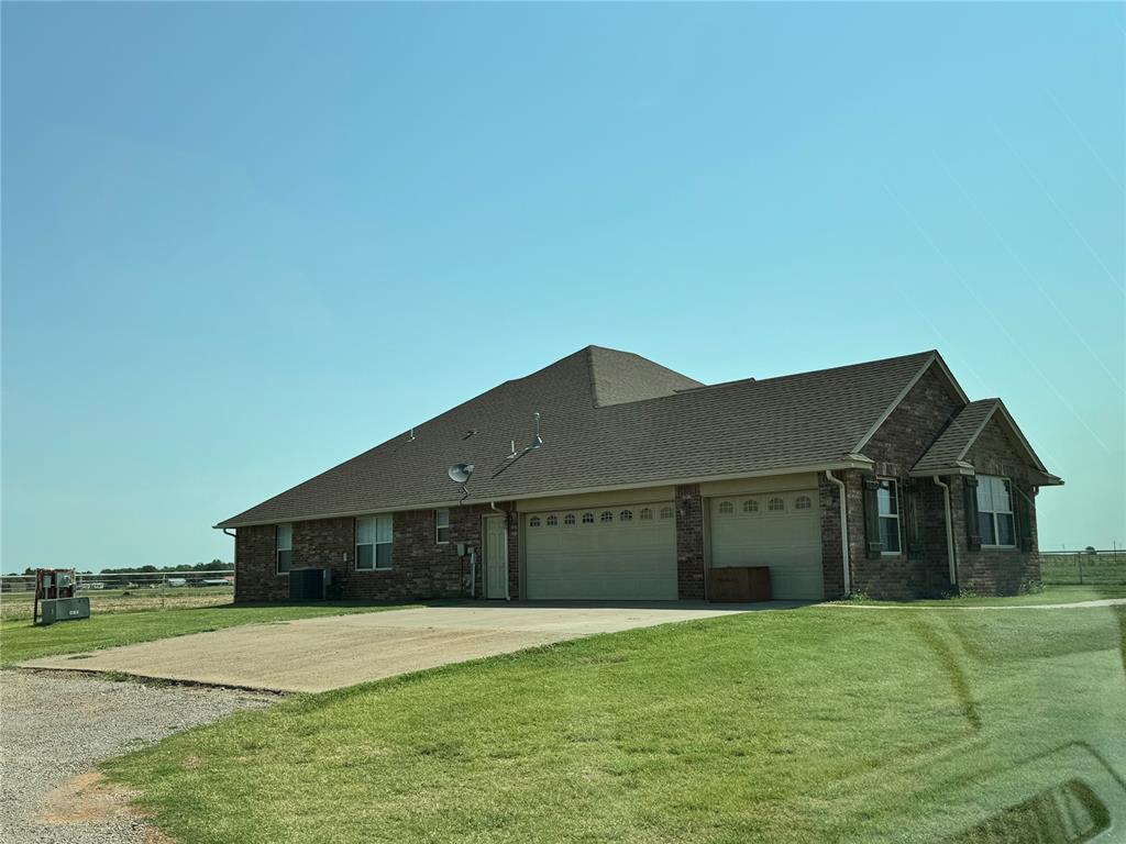 21321 E 1290 Road Property Photo 4