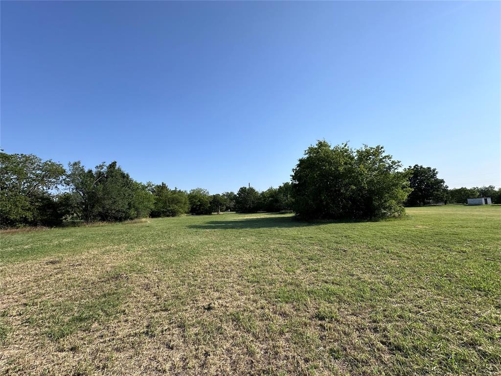 109 E Memorial Road Property Photo 14