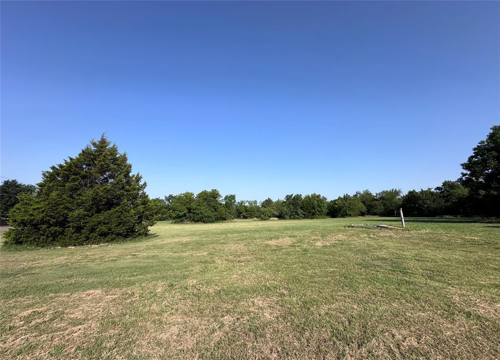 109 E Memorial Road Property Photo 15