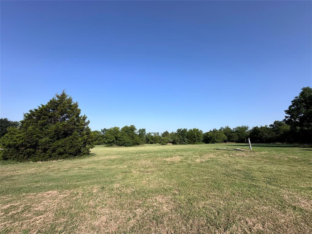 109 E Memorial Road Property Photo 16