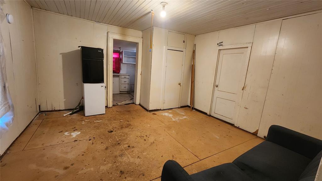 707 W Michigan Avenue Property Photo 12