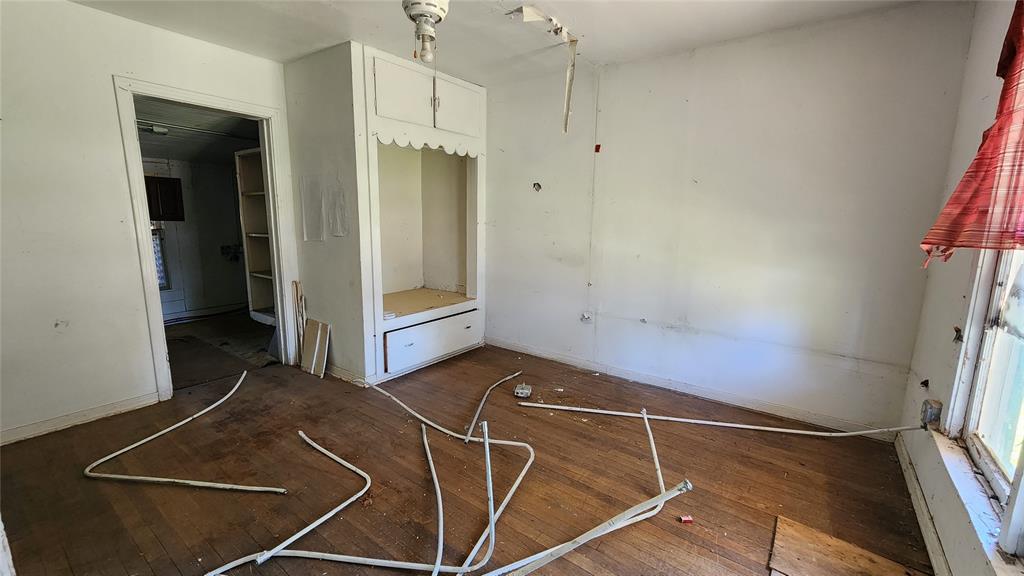 711 W Michigan Avenue Property Photo 13