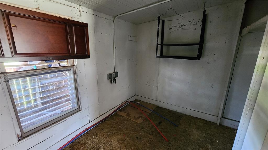 711 W Michigan Avenue Property Photo 15